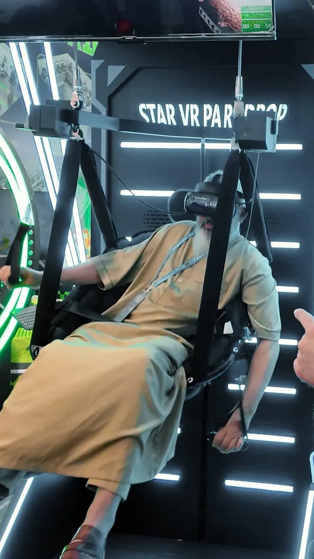 VR parachute simulator