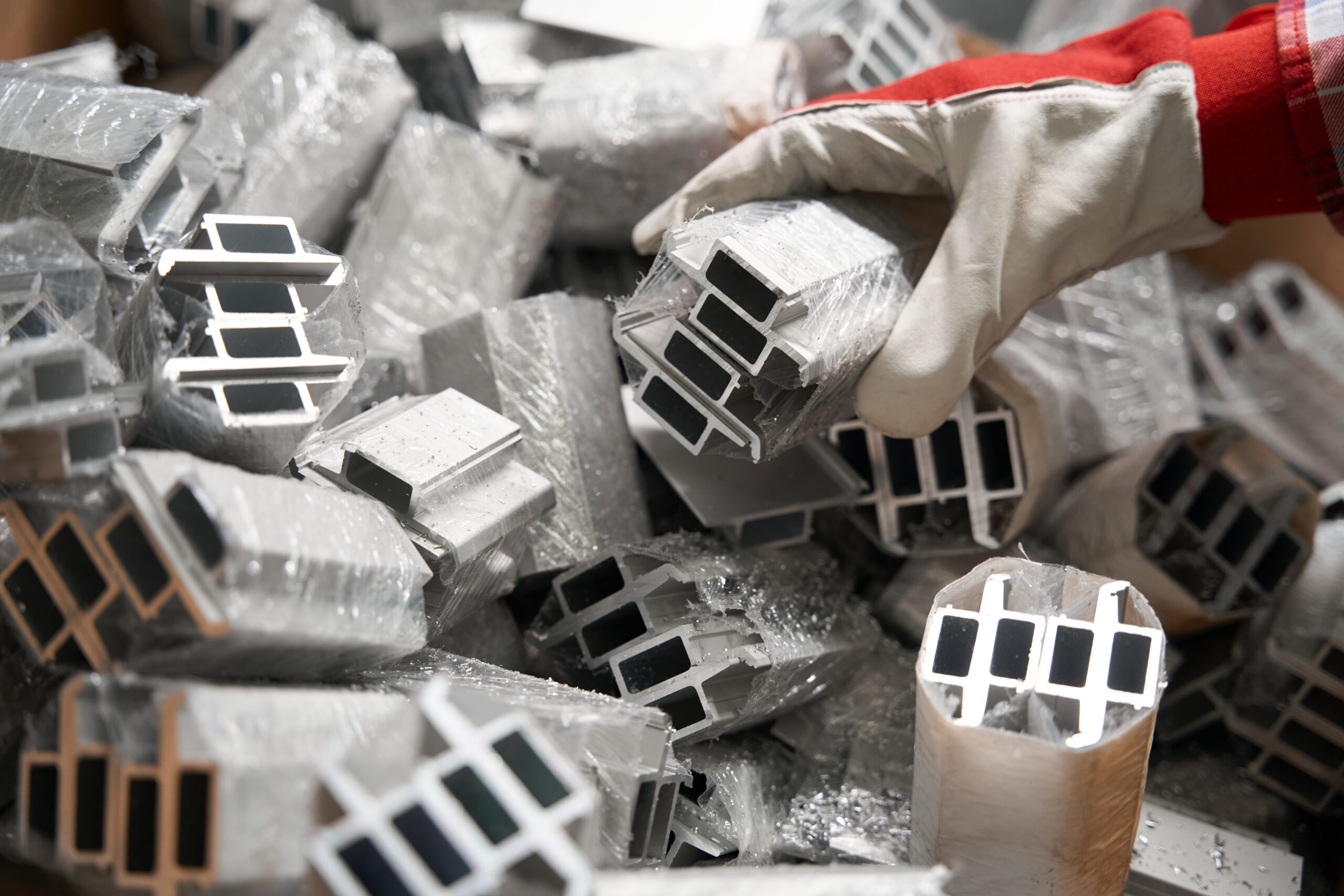 aluminum extrusion manufacturing